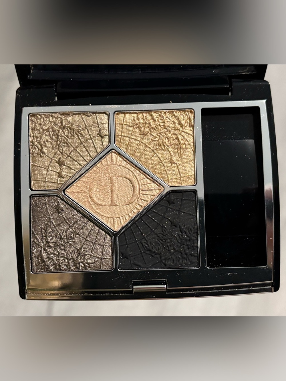 Dior Couture Eyeshadow Palette # 359 Cosmic Eyes, Limited Edition.